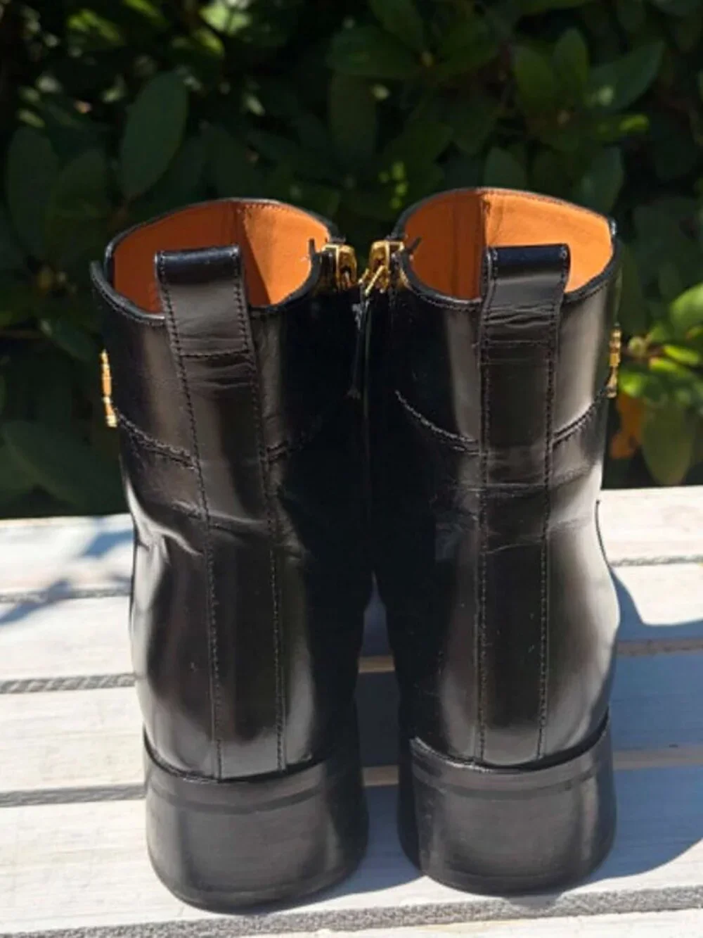 Tory Burch good square